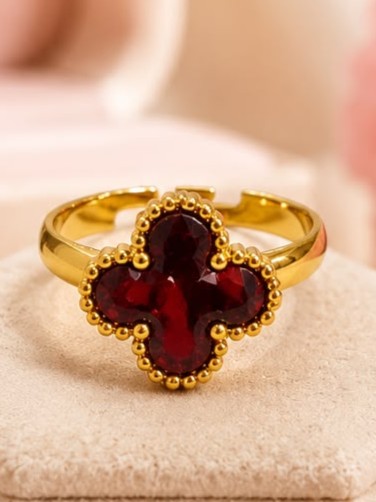 Ruby Royale Van Cleef Ring (FREESIZE)