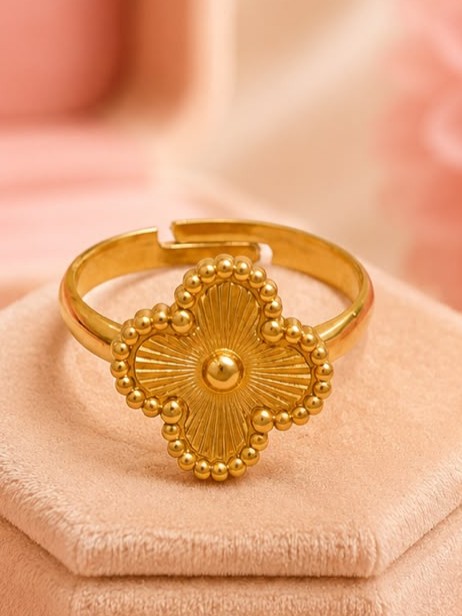 Golden Radiance Van Cleef Ring (FREESIZE)