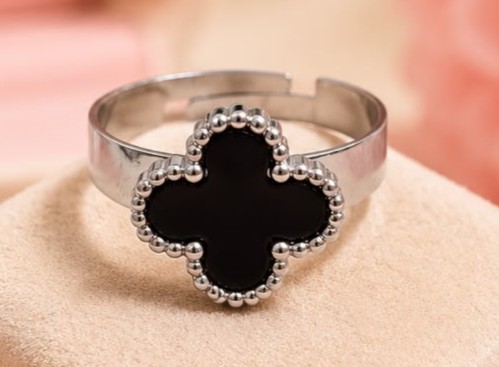 Midnight Onyx Van Cleef Ring (FREESIZE)